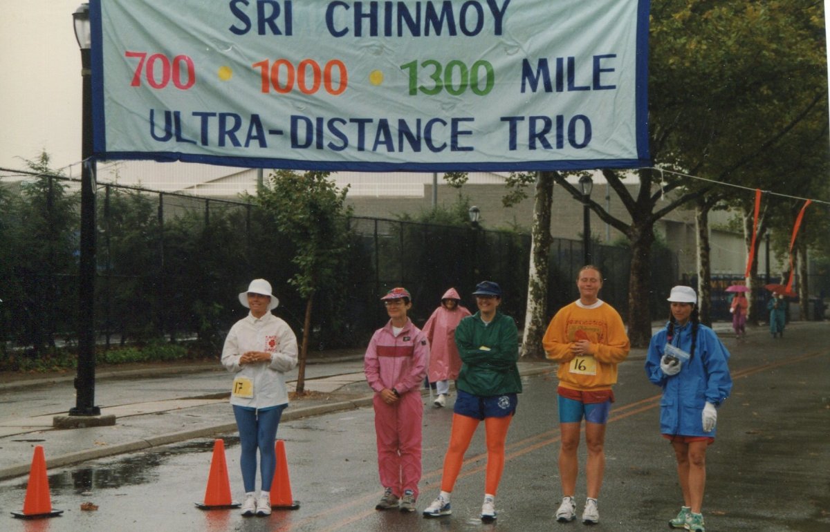 start girls 700.jpg